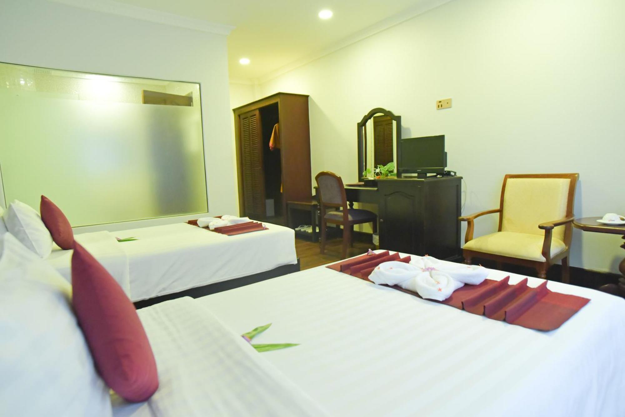 Lucky Angkor Hotel & Spa Сіємреап Екстер'єр фото