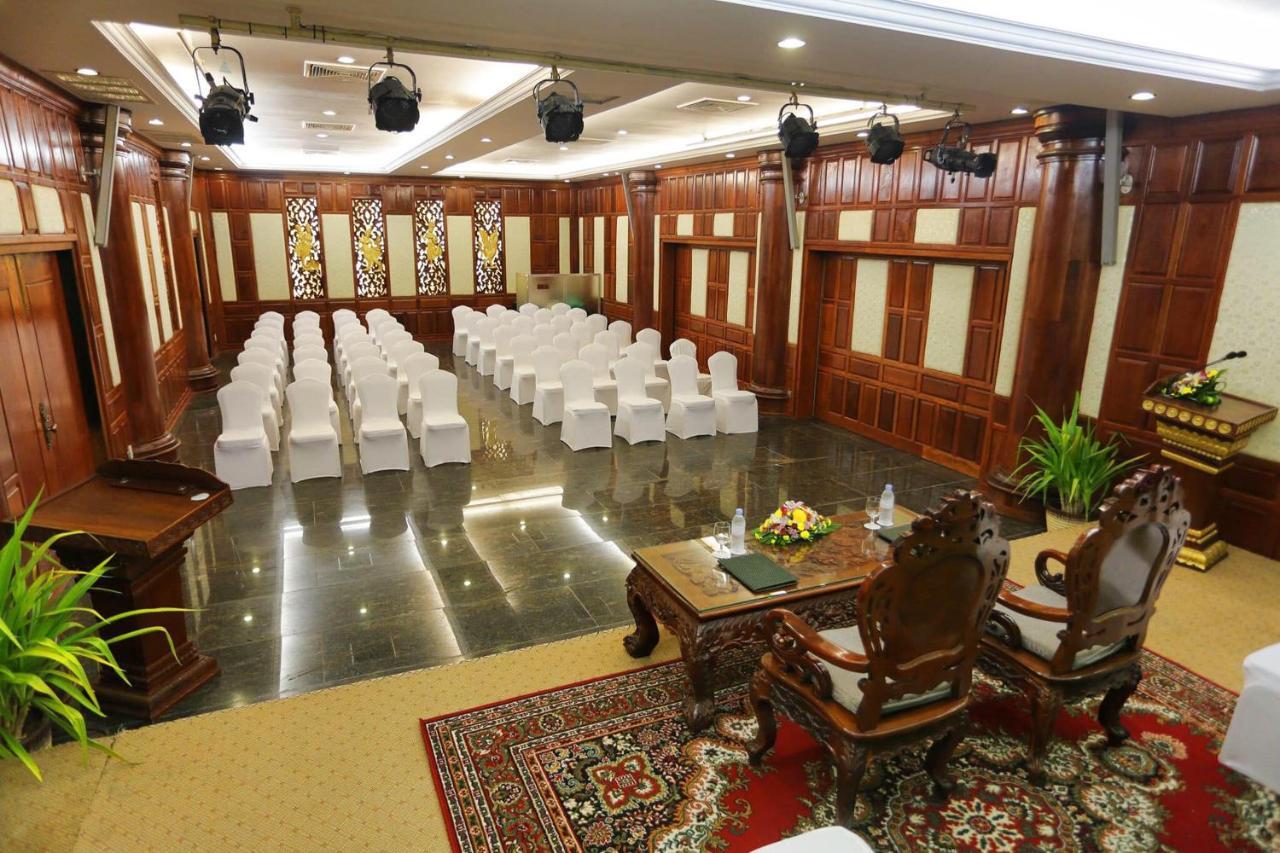 Lucky Angkor Hotel & Spa Сіємреап Екстер'єр фото